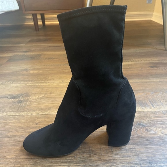 Halogen Jacy Stretch Sock Bootie - Picture 5 of 16